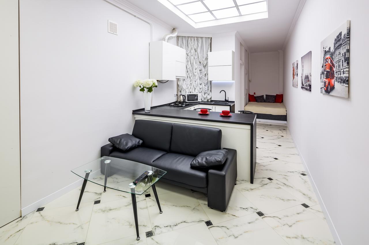 Designer Apartment Зі Світлом! Lviv Exterior photo